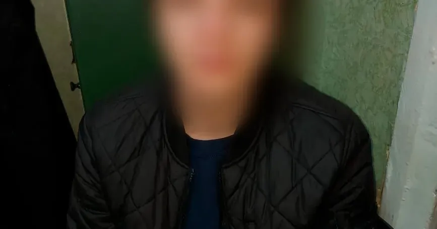 Фото: Поліція Харківської області, фейсбук На Харківщині поліцейські затримали чоловіка за хуліганство на порталі Gromada Group