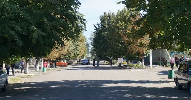 На території Красноградського району три селища міського типу – Зачепилівка, Кегичівка, Сахновщина.