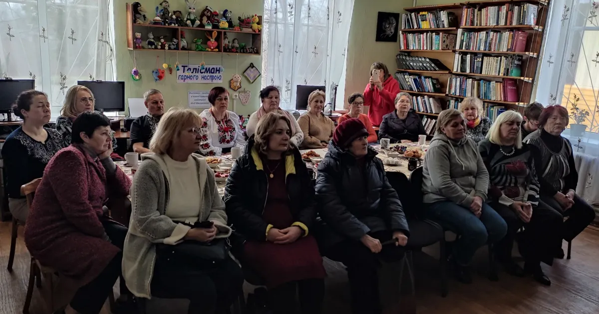 Фото: КЗ "Сахновщинська публічна бібліотека" На Харківщині відбулась презентація трьох мистецьких виставок на порталі Gromada Group